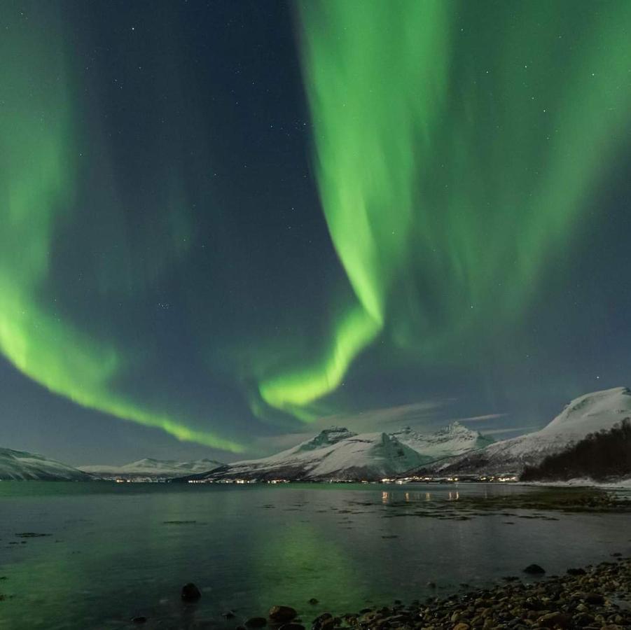 2 Bedrooms Apartment In Sommaroy Island Tromso Bagian luar foto